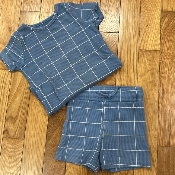 Lil Legs Analogie blue ribbed shorts set 2 pc short sleeved tee & shorts 3T - Picture 3 of 6